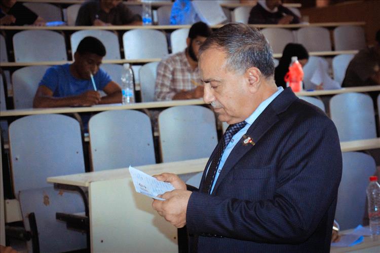 كلية الهندسة بجامعة عدن تستقبل 1480 طالباً وطالبة لأداء امتحانات المفاضلة للعام الجامعي 2026 / 2027م