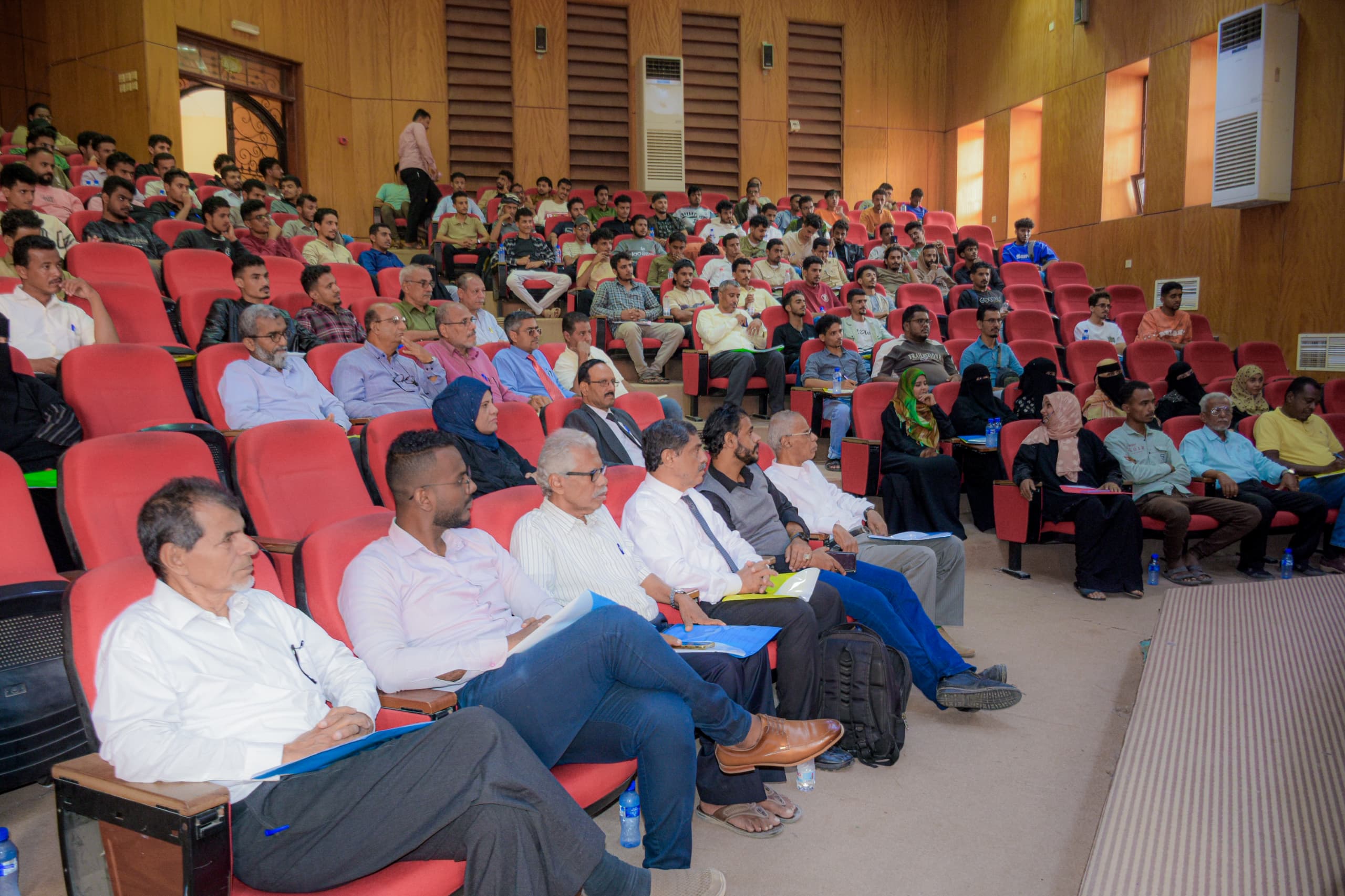 كلية الهندسة - جامعة عدن تخطو بثبات نحو معايير الجودة والاعتماد الأكاديمي