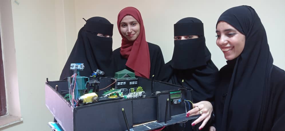 ابتكارات هندسية تلامس المستقبل: قسم الميكاترونكس والهندسة الصناعية بجامعة عدن يشهد مناقشة مشاريع متميزة لطلاب المستوى الرابع
