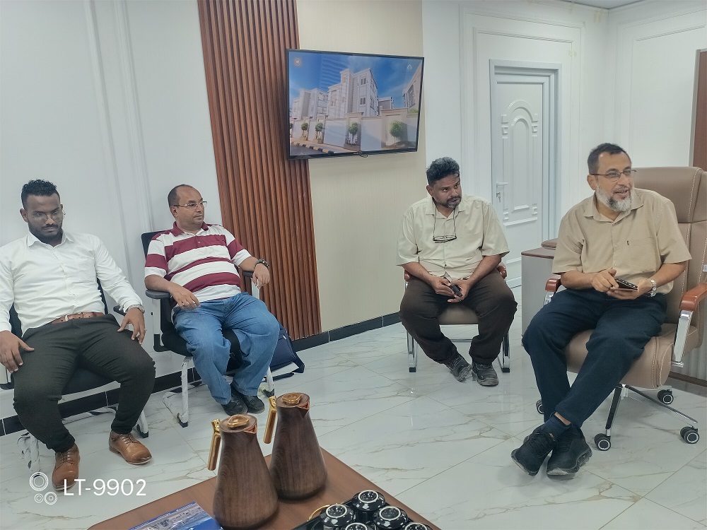 تلبيةً للدعوة.. عمادة كلية الهندسة في نزول ميداني إلى موقع "مدينة قصور عدن"